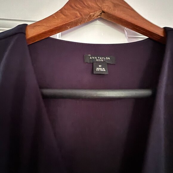 Ann Taylor Navy Wrap Dress with Ruffle Detail - Like New - 8P - Picture 3 of 3